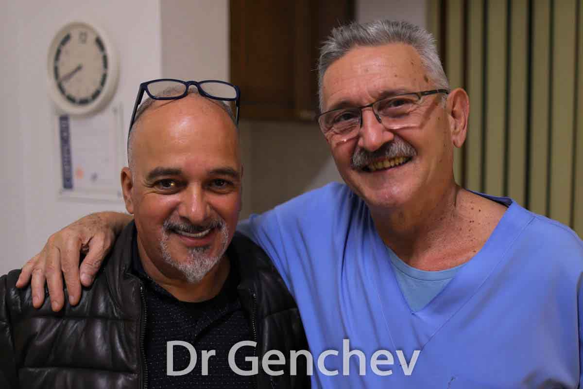 Dr. Genchev Knochenatrophie-Behandlung mit Basalen Implantaten